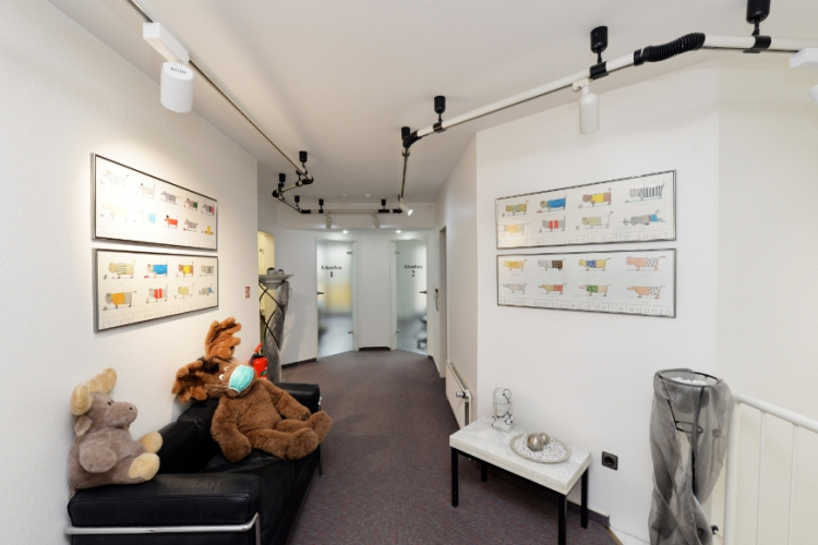 Praxis & Mitarbeiter >  | Zahnarztpraxis Dr. Heinz J. Weykamp - in Emmerich und Umgebung